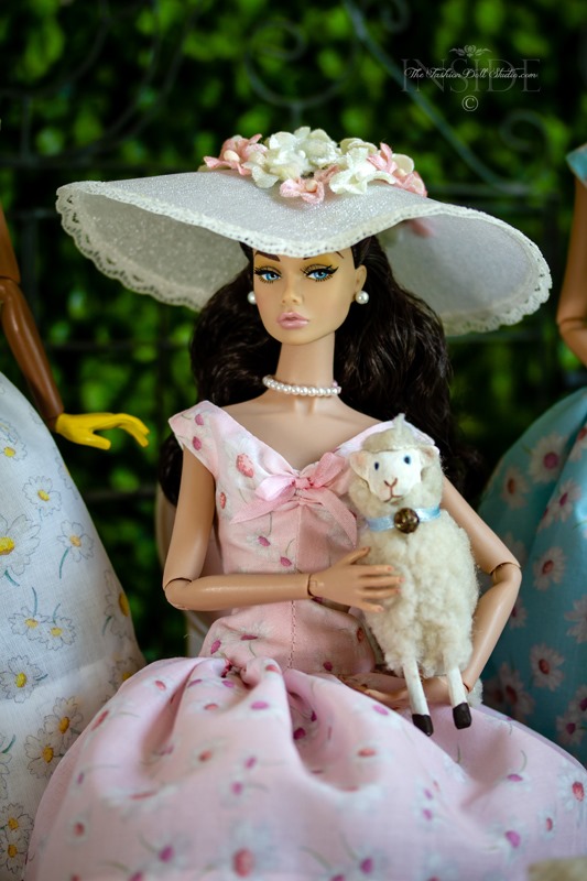 ©2020 Inside the Fashion Doll Studio-Celebrating Easter with Poppies and Dasies